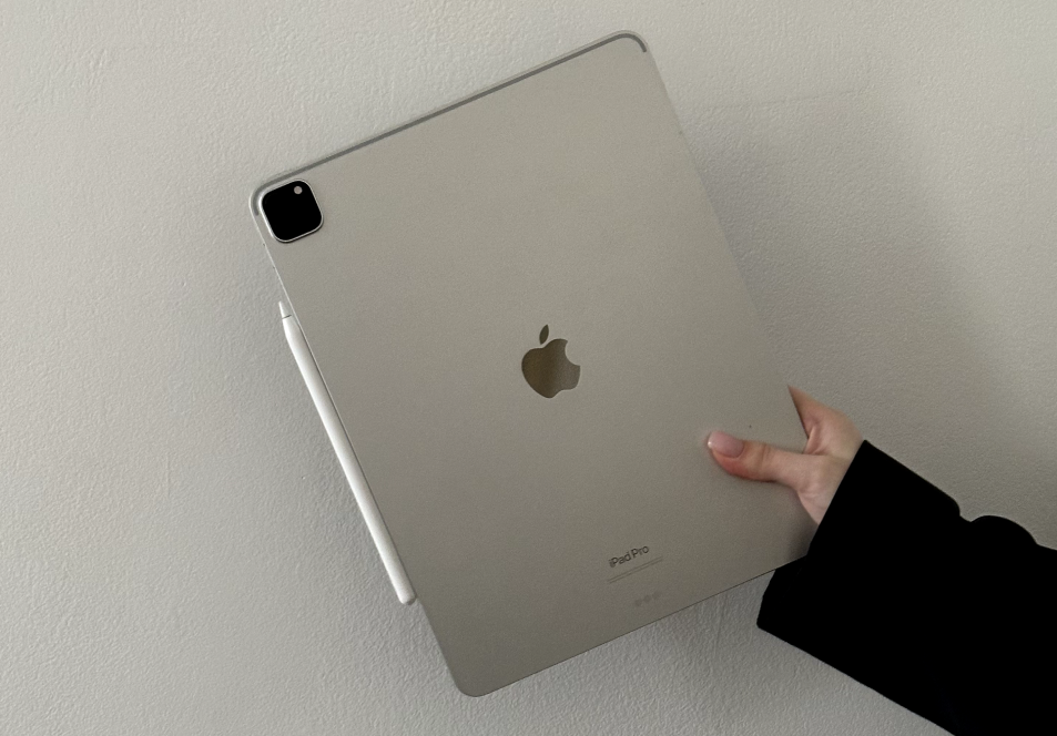 Крепление Apple Pencil к iPad